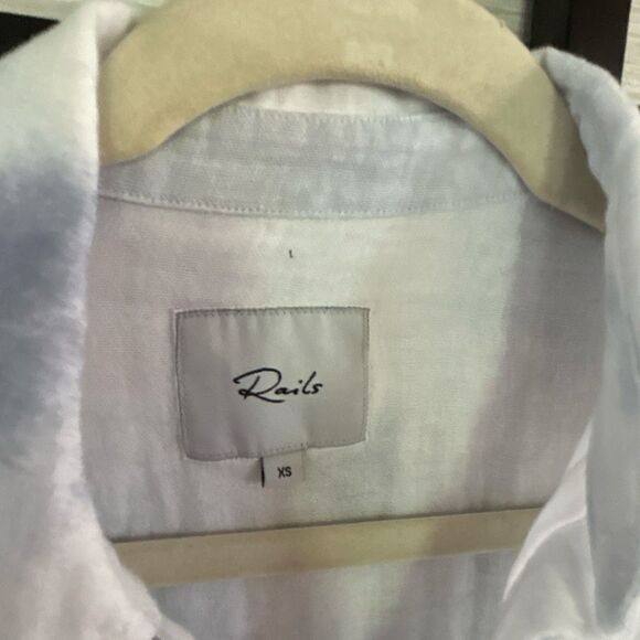 Rails blue and white tie-dye 100% cotton blouse size XS - Picture 3 of 5